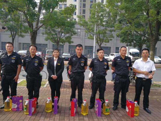 中秋浓情，温暖人心